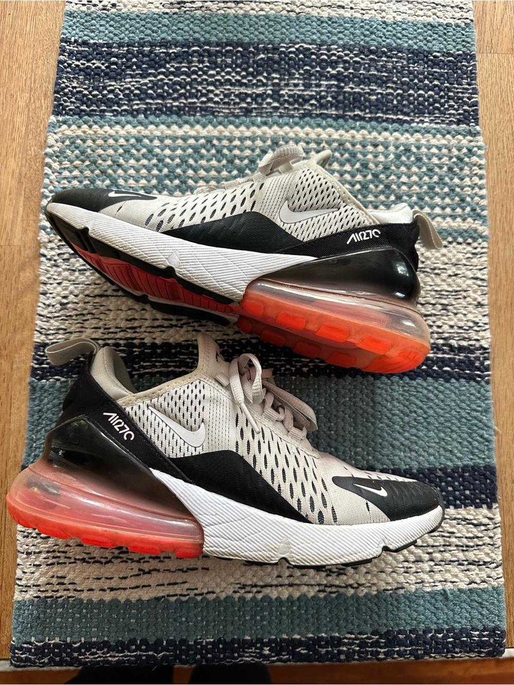 Nike White Black Sneakers with coral Air Unit